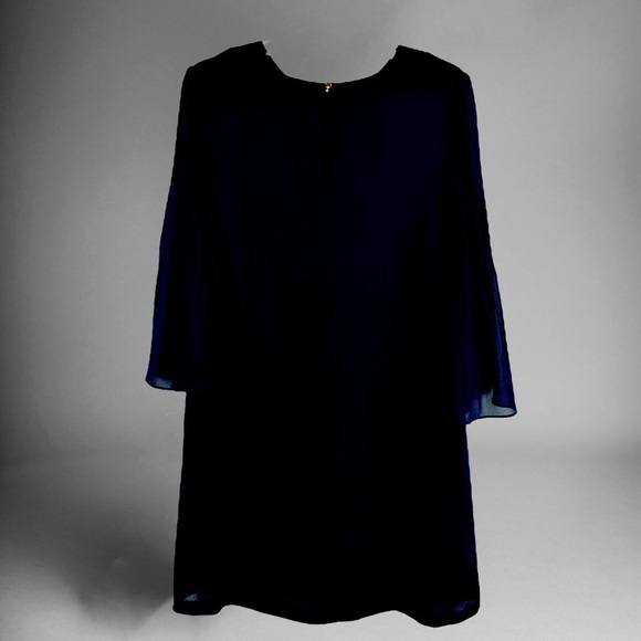 H&M dress. - Picture 2 of 7